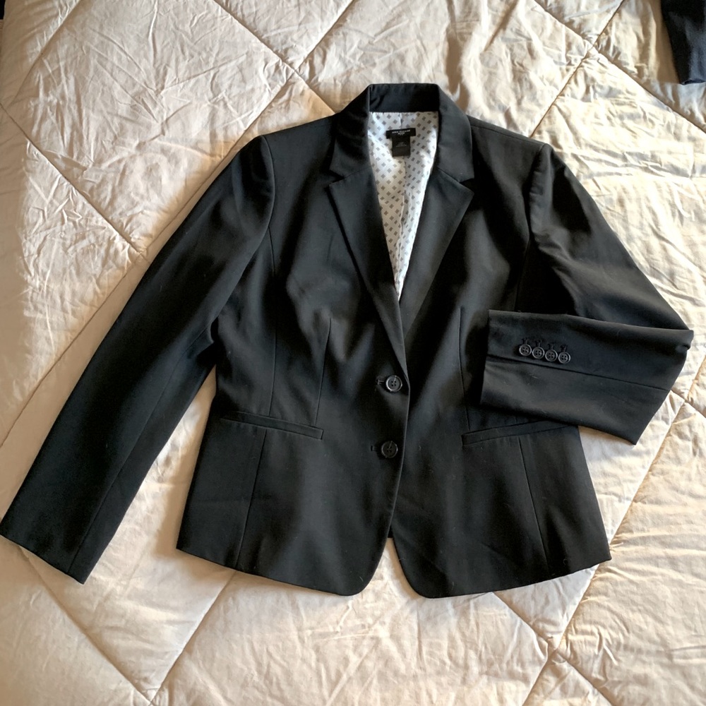 Ann Taylor black women’s blazer 10 petite